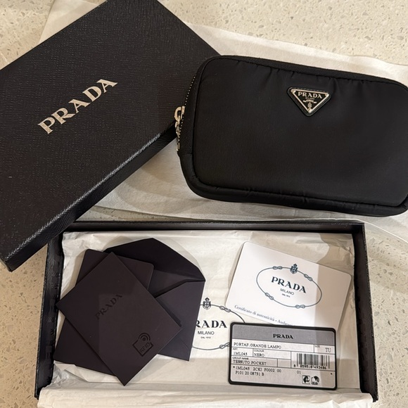 PRADA large Re-Nylon wallet - Picture 5 of 6